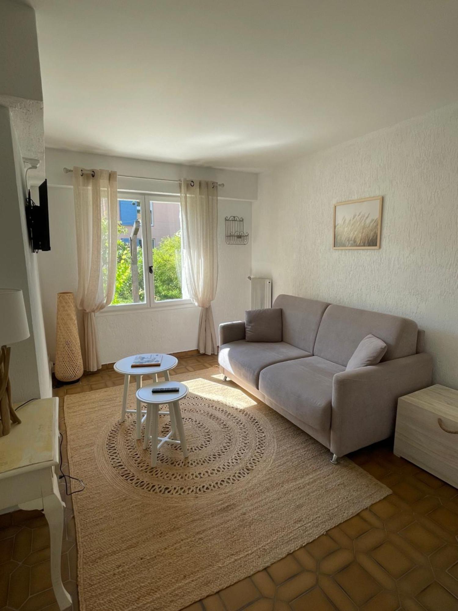 Bas De Villa Avec Acces Piscine Pres De Nice Cannes Monaco 卡洛斯 外观 照片